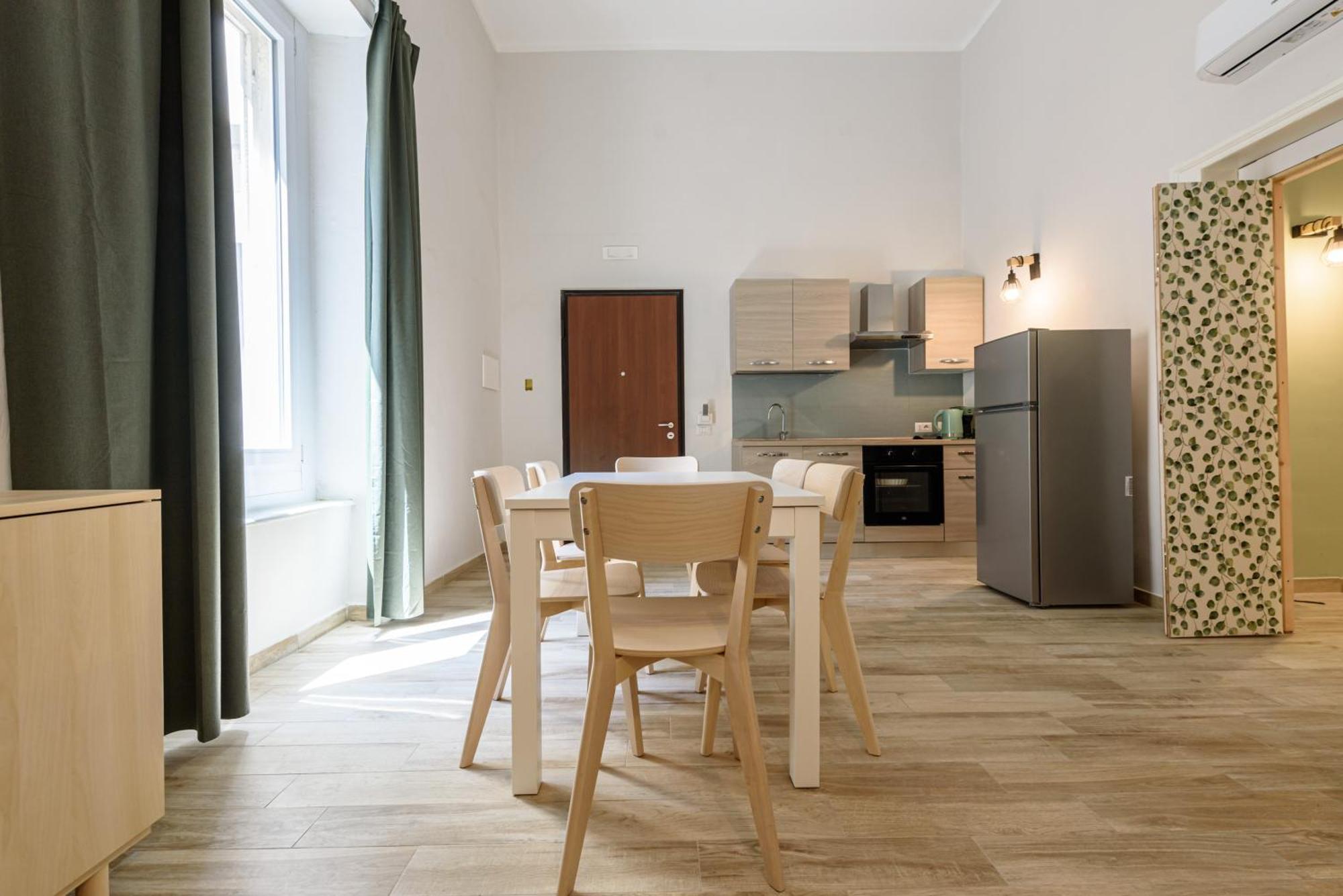 Appartement Vico Sedil Capuano 21